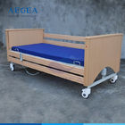 Cama de dobramento elétrica dos cuidados médicos idosos da sala da assistência ao domicílio de AG-MC002 5-Function com placa respirável da cama